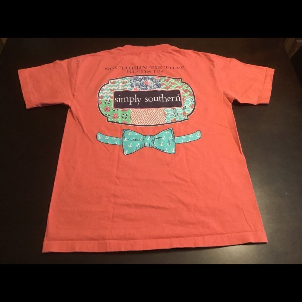 Simply Southern Women’s Tie That Binds Us T-shirt